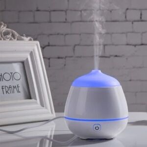 Aromatherapy Essential Oil Diffuser & Humidifier Color LED Lights Mini USB White